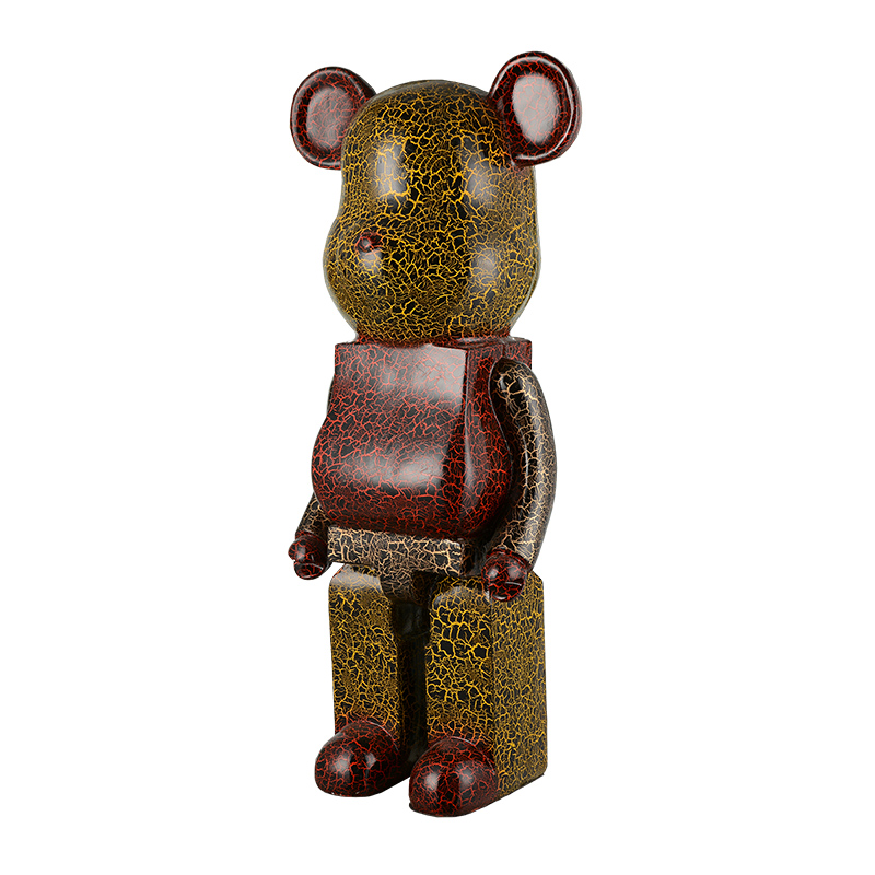 Resin-Crafts-Resin-Toys-Resin-Dolls-Violent-Bear-and-Football-Player-Series2